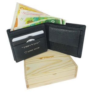 men leather wallet with engraved